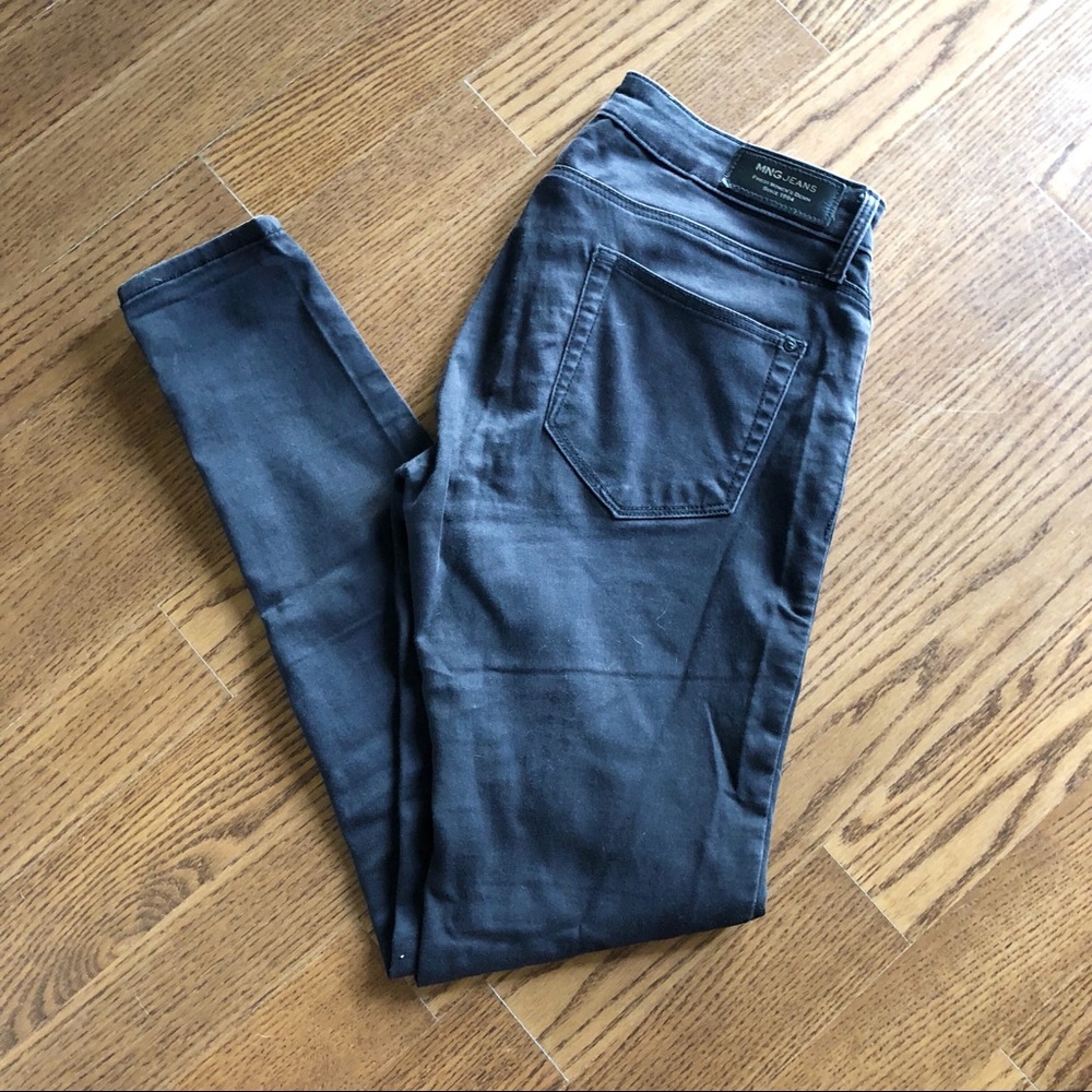BLACK SATEEN JEANS